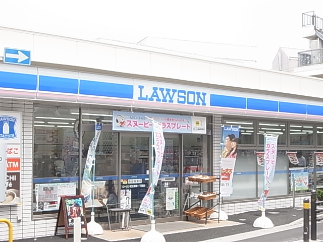 コンビニ　ローソン 足立栗原一丁目店（コンビニ）まで496m