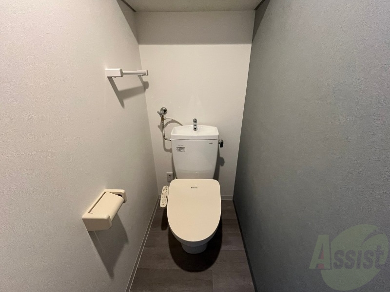 トイレ　こちらはトイレです。清潔感があり、安心して使用できます。