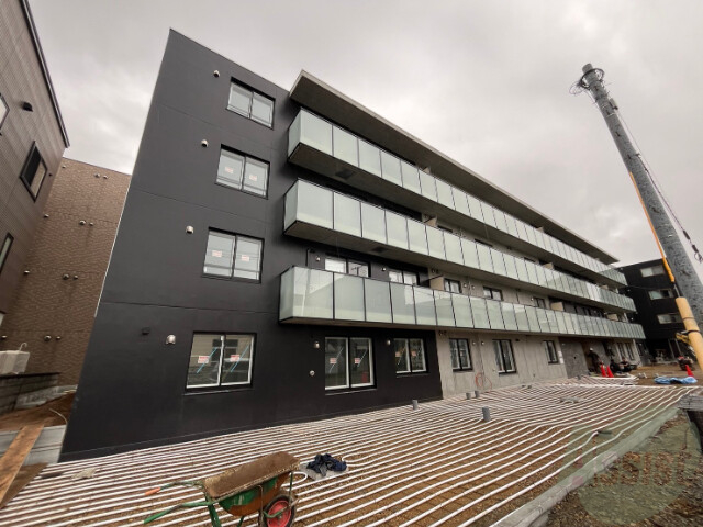 建物外観　札幌市東区北二十七条東「ＣｒｅａＲｅｓｉｄｅｎｃｅ元町」