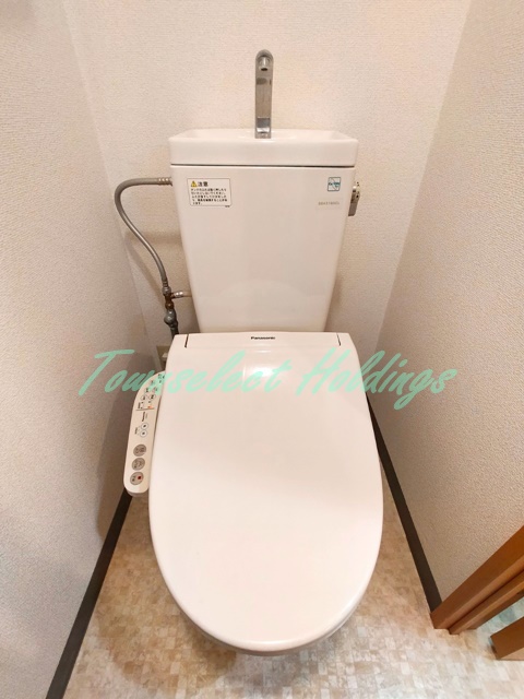 トイレ　清潔感のあるトイレです