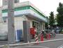 コンビニ　ファミリーマート川崎競馬場店（コンビニ）まで79m