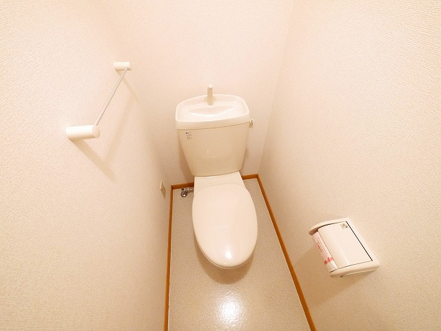 トイレ　ゆったりとした空間のトイレです
