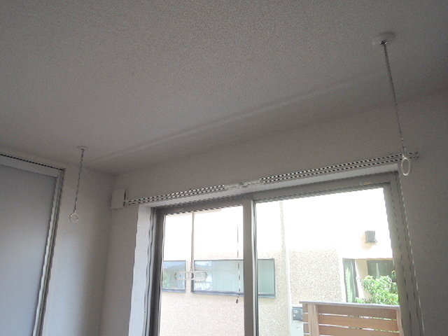その他　雨の日に便利な室内物干フック
