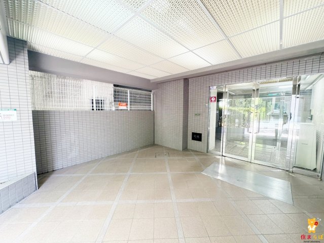 エントランス　共用部の印象も大切に