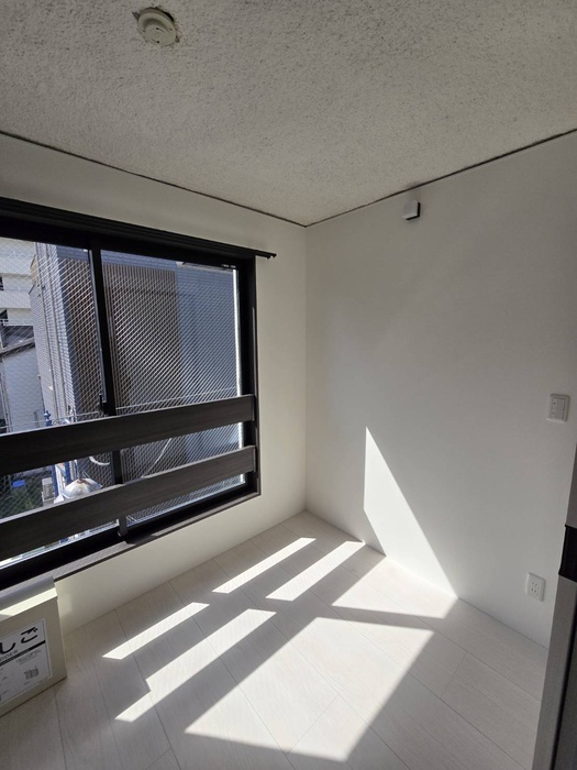 仮)鎌倉市大船プロジェクト新築工事の居間写真