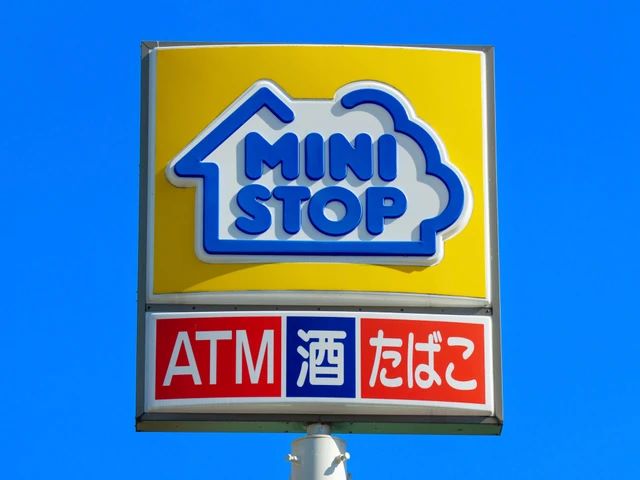 コンビニ　ミニストップ（コンビニ）まで3505m