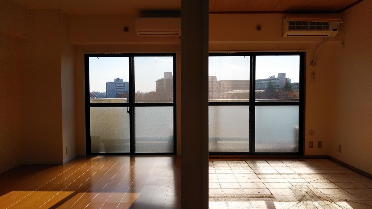 居室・リビング　同建物内上階の画像です