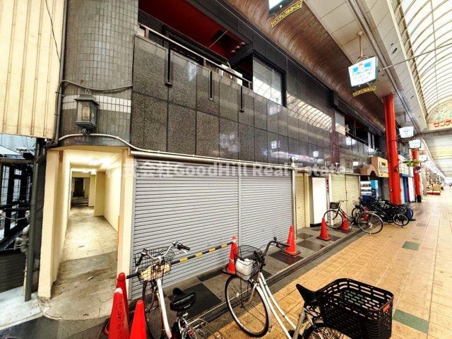 建物外観　リザルト三国