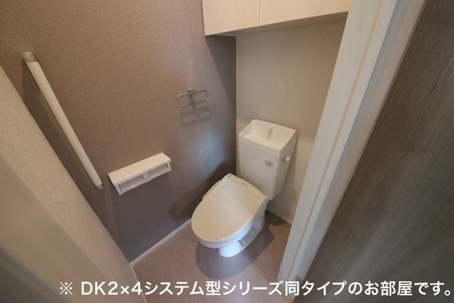 トイレ　同社施工別物件イメージ