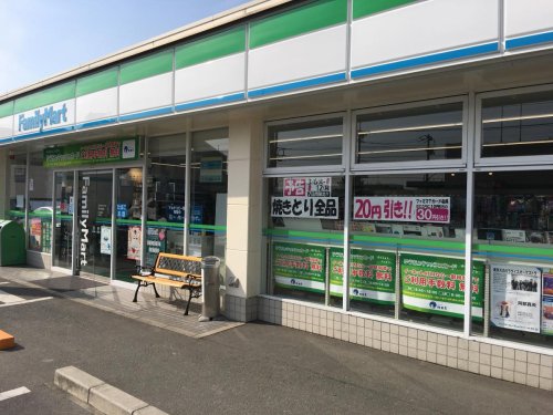 コンビニ　ファミリーマート 岡山庭瀬店（コンビニ）まで655m
