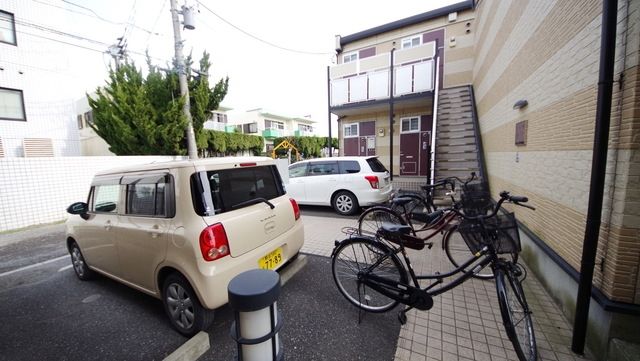 駐車場　敷地内駐車場