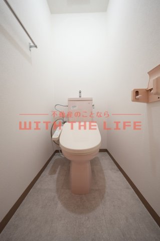 トイレ　落ち着いたトイレです