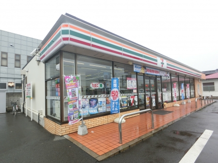 コンビニ　セブンイレブン 高崎大沢町店（コンビニ）まで612m