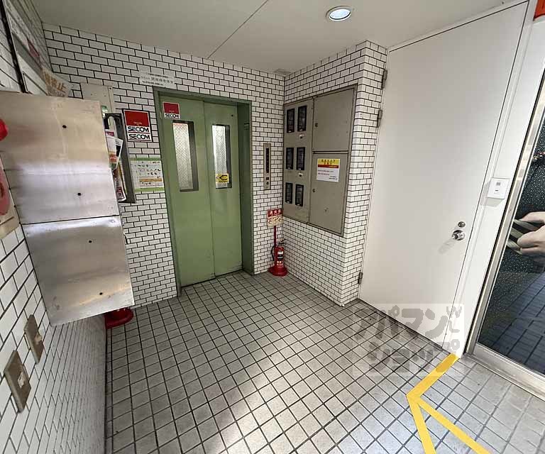 FORUM四条烏丸の外観写真