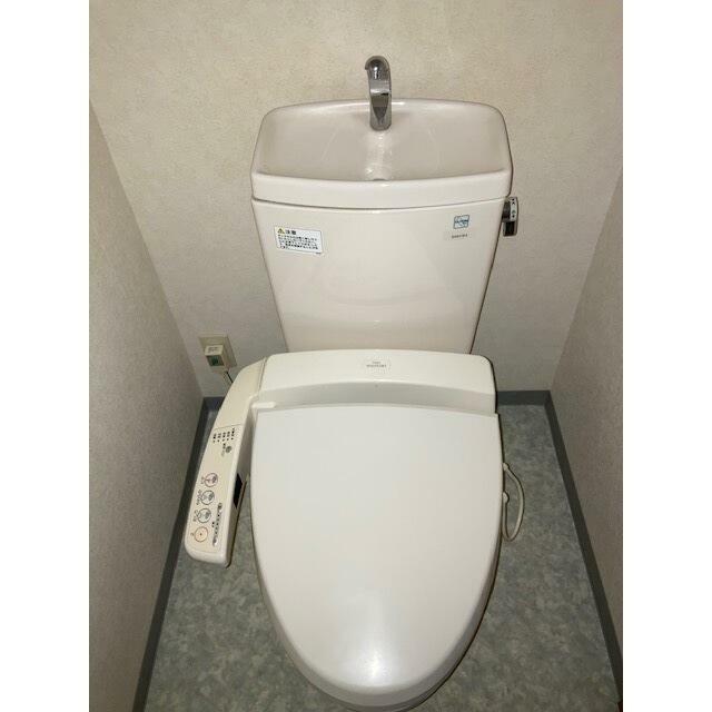 トイレ　温水洗浄便座！
