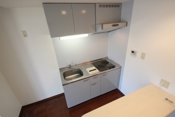 キッチン　※別部屋の写真です