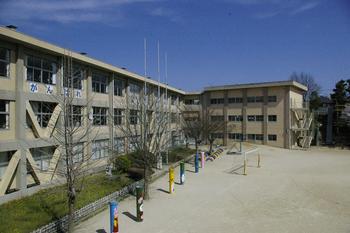 小学校　松戸市立 小金北小学校（小学校）まで1610m