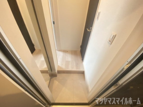 ALEGRIA住道Northの玄関写真