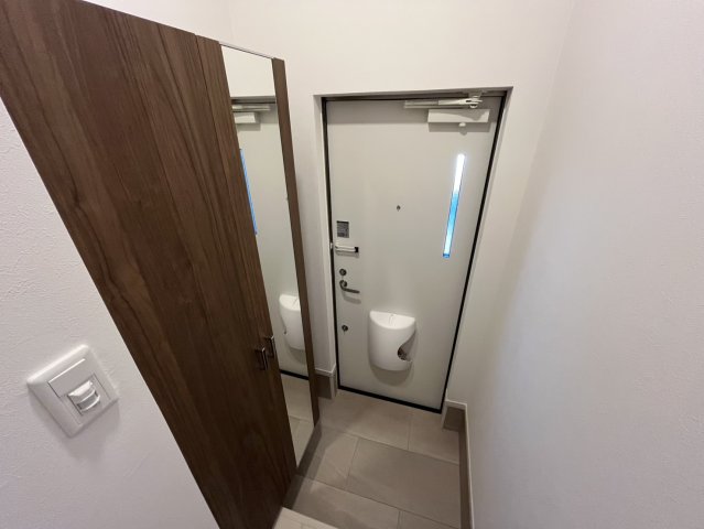 玄関　シンプルで使いやすい玄関です