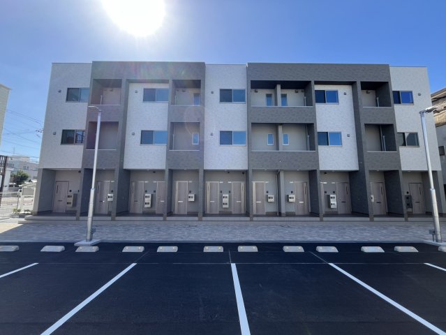 建物外観　落ち着いた雰囲気の外観です