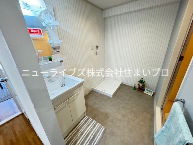 京阪本線 古川橋駅 徒歩7分 7階建 築38年の内装写真