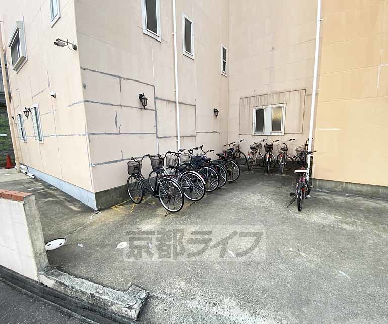 阪急京都線 水無瀬駅 徒歩12分 3階建 築40年の外観写真