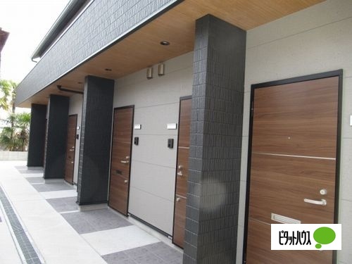 ＪＲ山陽本線 明石駅 徒歩13分 2階建 築2年の外観写真