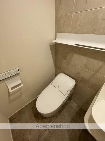 地下鉄名城線 名城公園駅 徒歩8分 2階建 築10年のトイレ写真