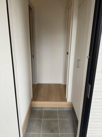 APT K I・IIの玄関写真