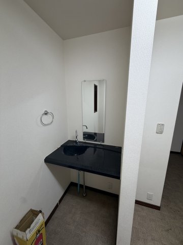 川上クリエイション 1Fの内装写真