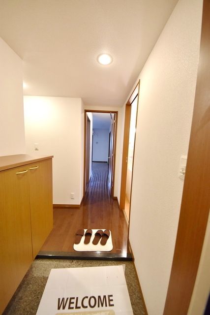 レーブロジュメンの玄関写真