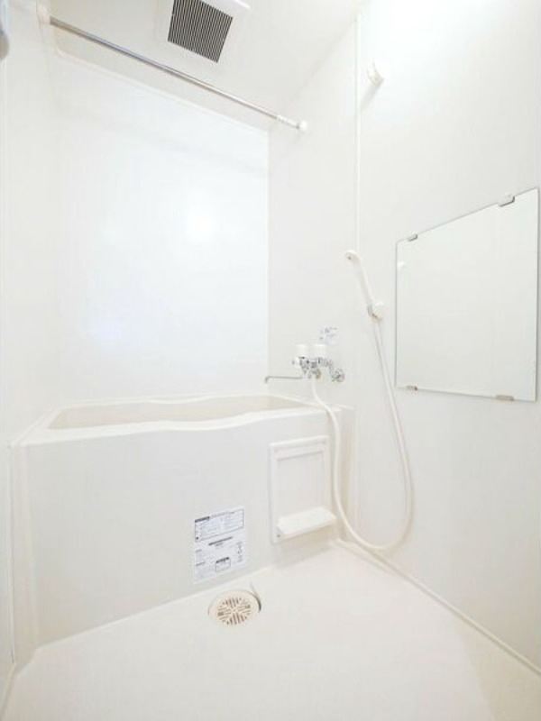 地下鉄南北線 北１８条駅 徒歩5分 4階建 築19年の風呂写真