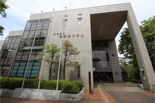 図書館　板橋区立植村記念加賀スポーツセンター（図書館）まで637m