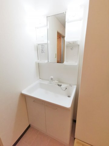 洗面設備　別号室の画像です。ご参考下さい