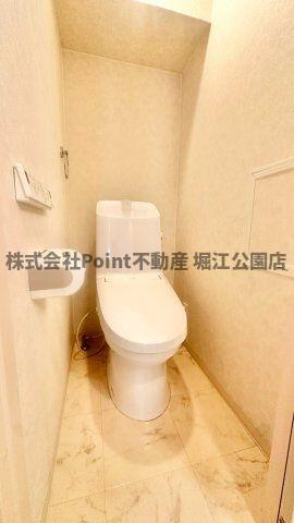 地下鉄御堂筋線 大国町駅 徒歩9分 10階建 築17年のトイレ写真