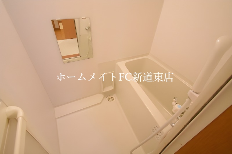 バス・シャワールーム　トイレ