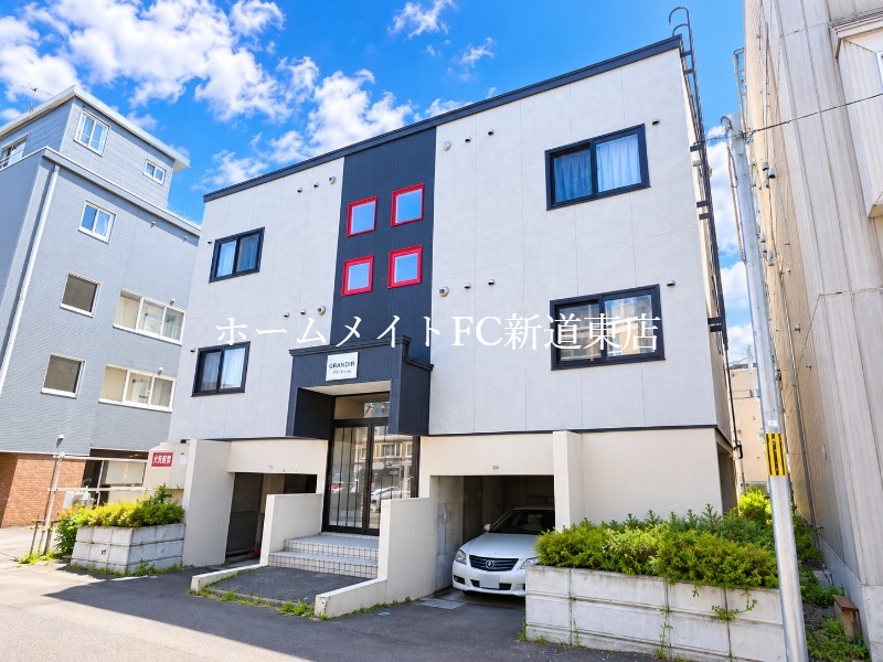 建物外観　外観写真