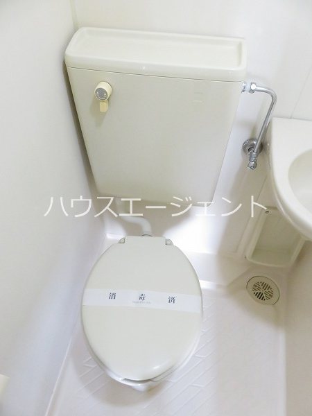 トイレ　清潔感のあるトイレ。