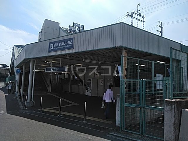 ファーストの周辺写真