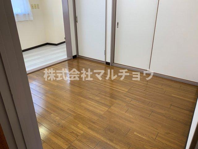 ビブレ下三栖の居間写真