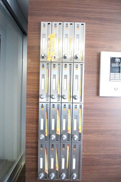 地下鉄東西線 南郷１３丁目駅 徒歩5分 4階建 築9年の外観写真