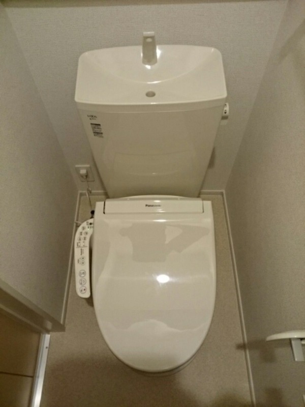 トイレ　図面と現状に相違がある場合には現状を優先