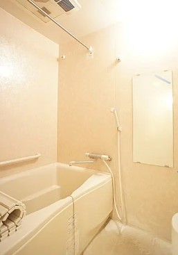 バス・シャワールーム　写真は同タイプ住居です。