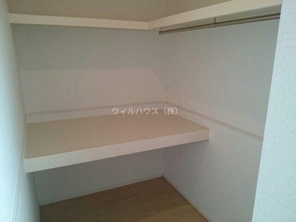 収納　ウォークインクローゼット！
