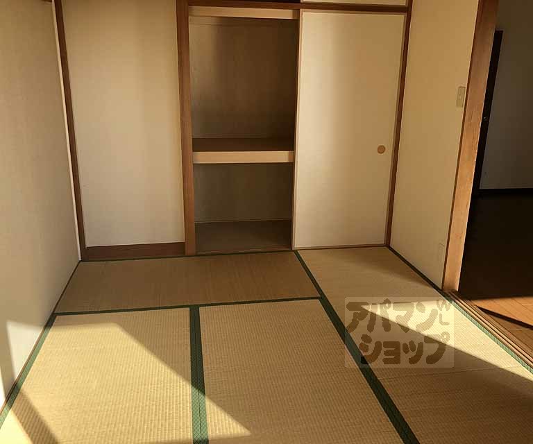 ベルク長岡京の内装写真