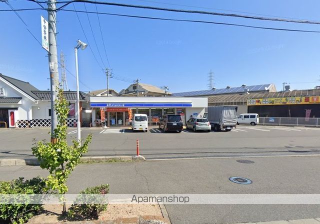 コンビニ　ローソン岡山十日市店（コンビニ）まで673m