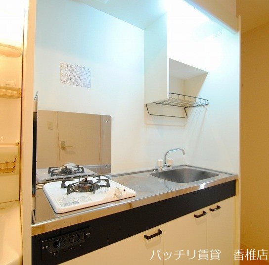 キッチン　別号室の画像。現況優先