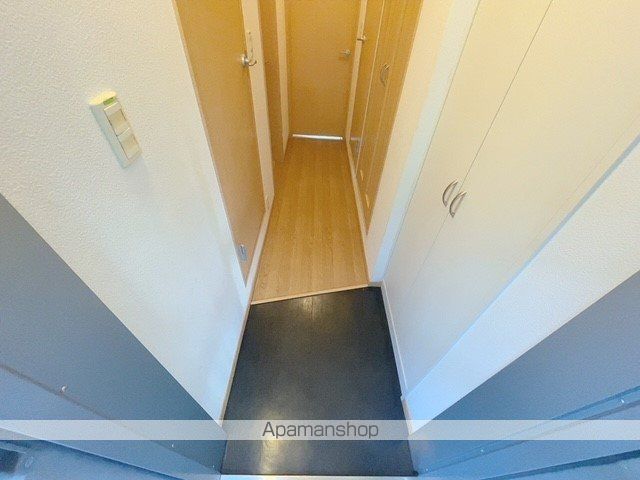 レオパレス21リバーアイランドの玄関写真
