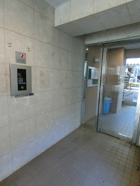 エントランス　オートロック付※前回募集時の写真です