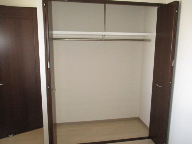 収納　カーサビアンカ黒川